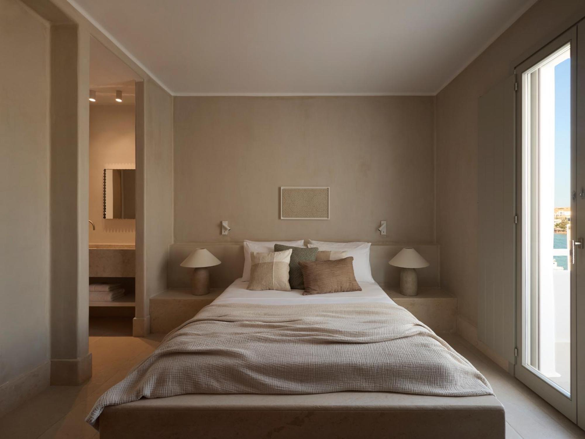 Akria Seaside Suites Науса Екстериор снимка